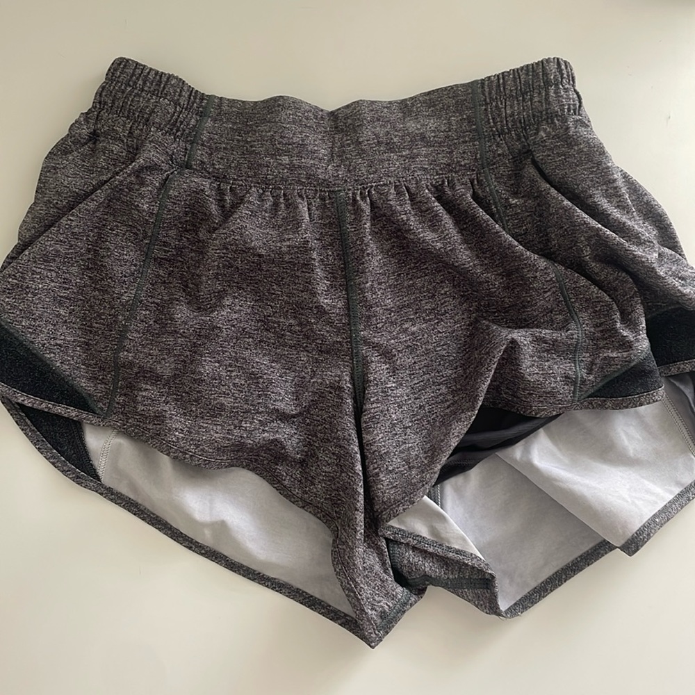 grey hotty hot size 6 2.5 inch seam lulu